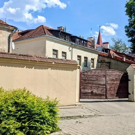 Spacious 60 Sqm Old Town With Free Parking Διαμέρισμα *