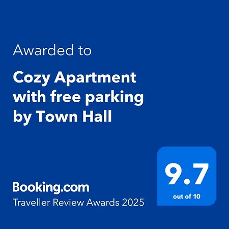Cozy By Town Hall With Free Parking Διαμέρισμα