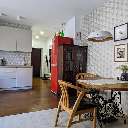 Апартаменты Spacious Old Town Free Parking Вильнюс