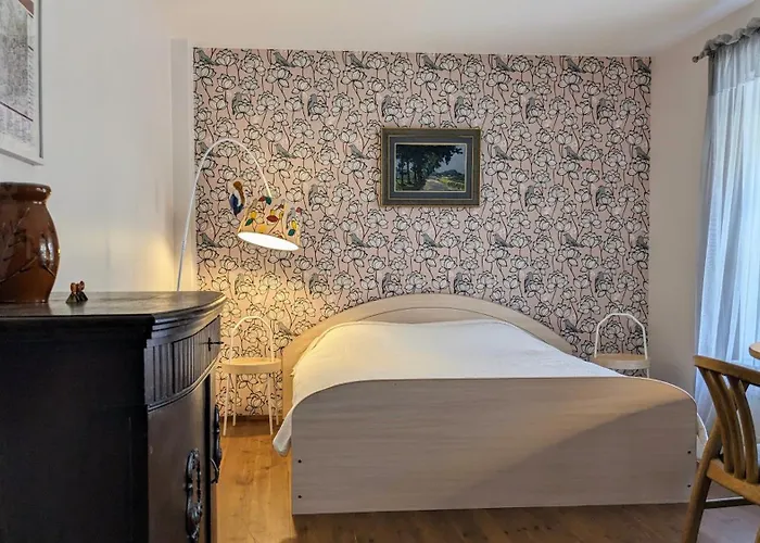 Spacious 60 Sqm Old Town With Free Parking *