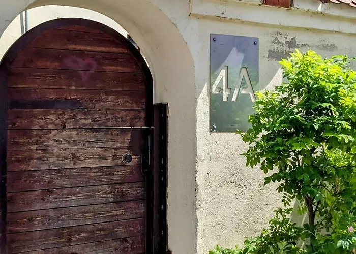 Spacious 60 Sqm Old Town With Free Parking ヴィリニュス